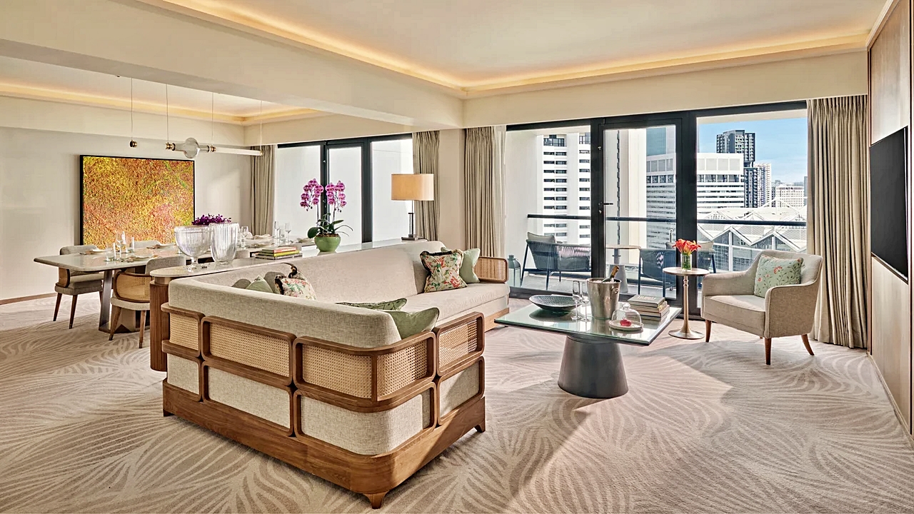 포 베드룸 레지덴셜 스위트 위드 발코니