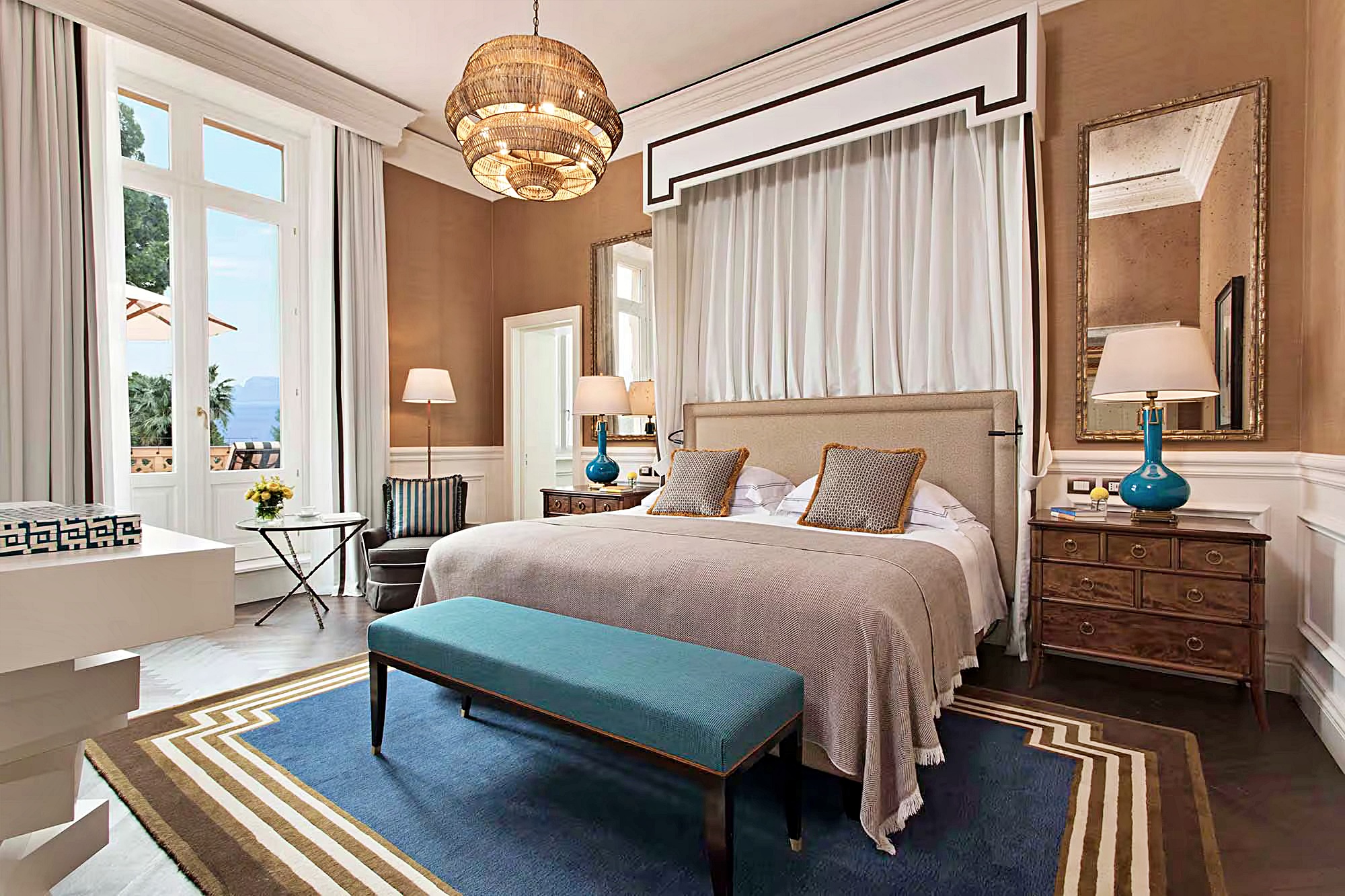 이지에아 스위트 위드 테라스 & 씨뷰