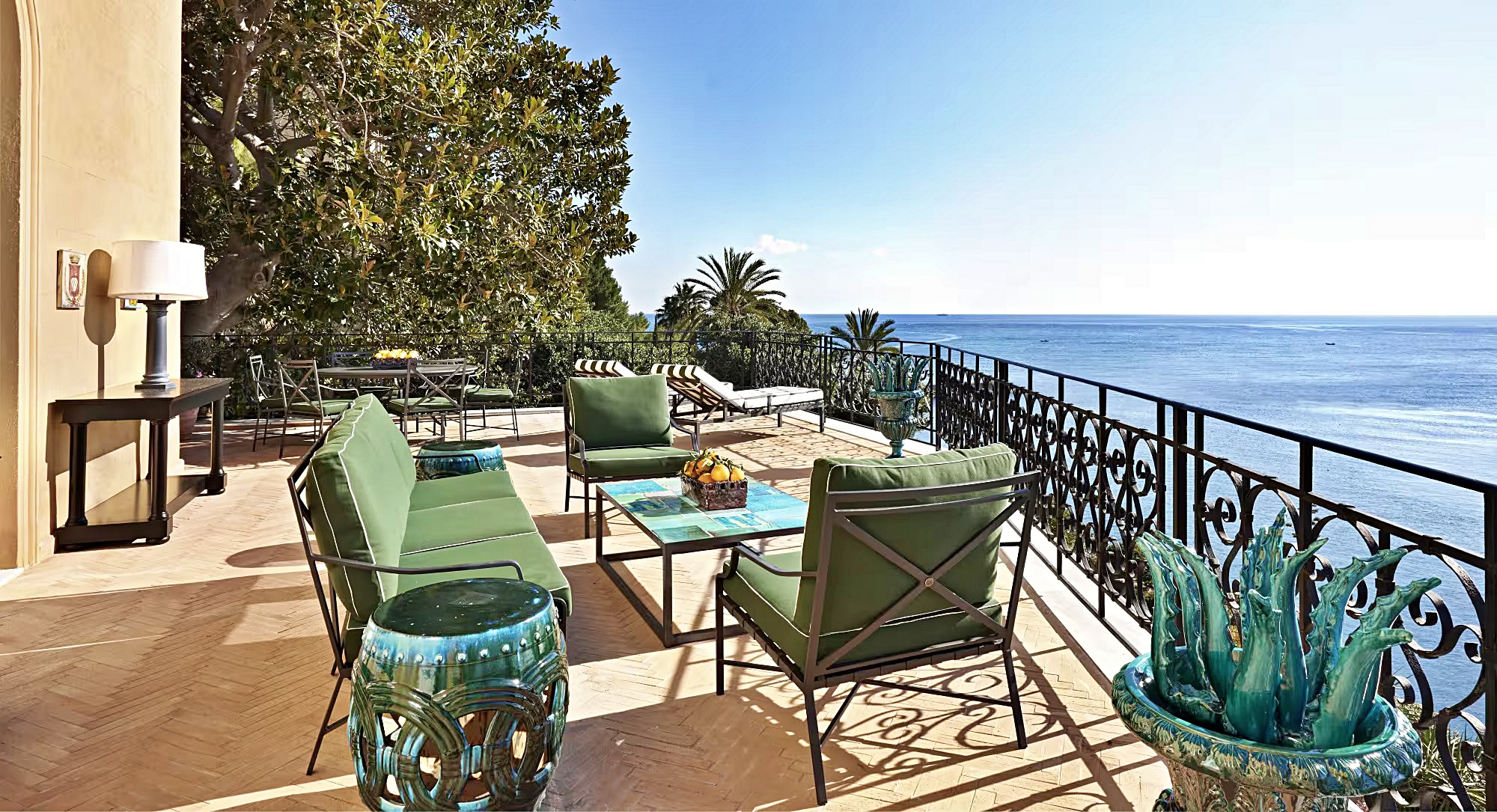 돈나 프란카 스위트 위드 테라스 & 씨뷰