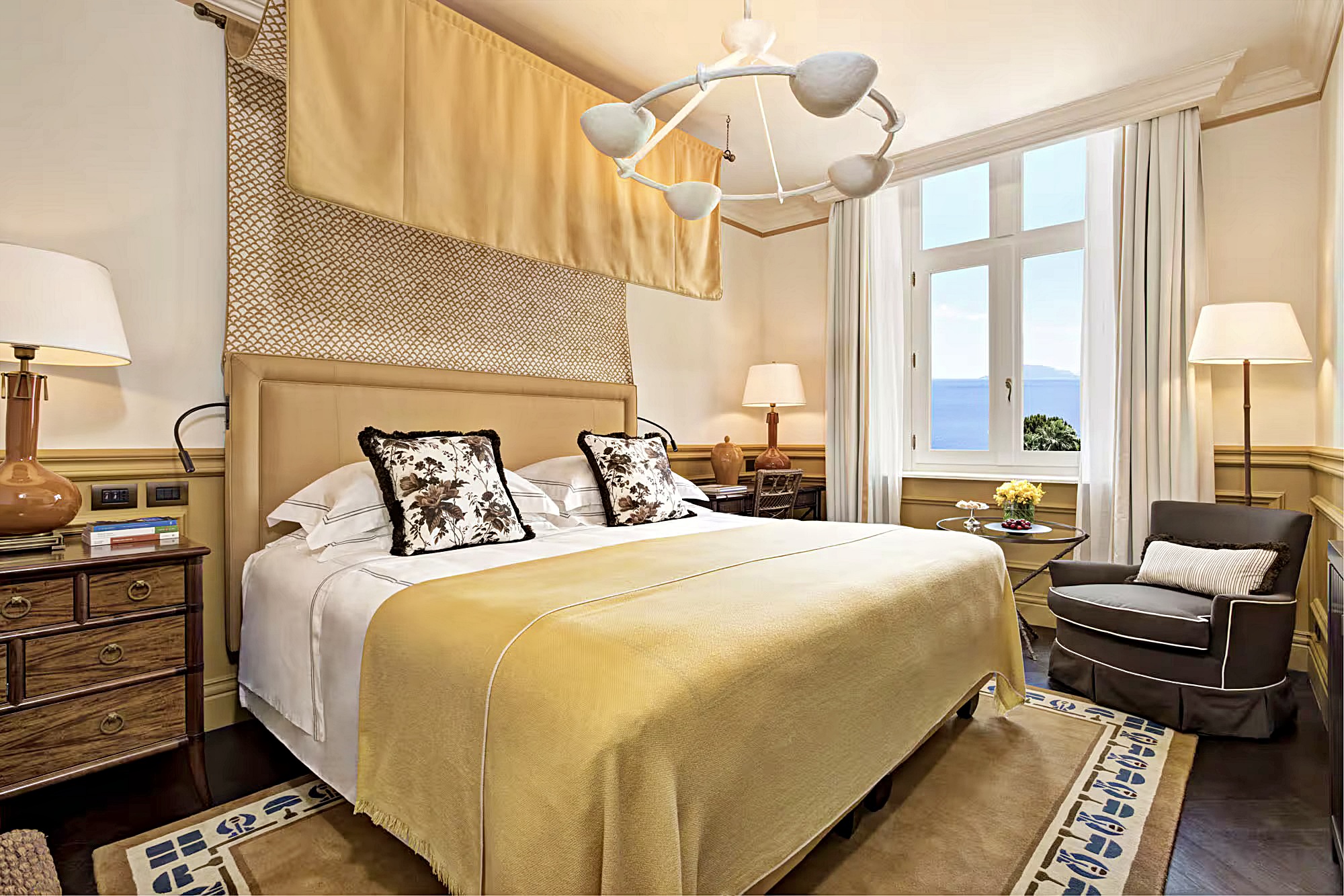 디럭스 룸 위드 씨뷰